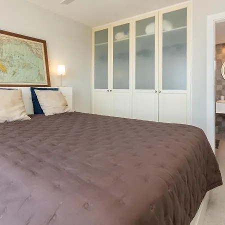 Winahost Vistas Al Mar En Apartamento Rosas